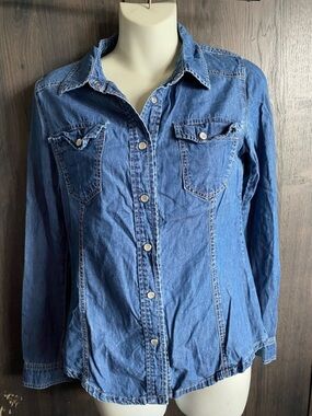 New Look Blue Denim Shirt Top 100% Cotton.